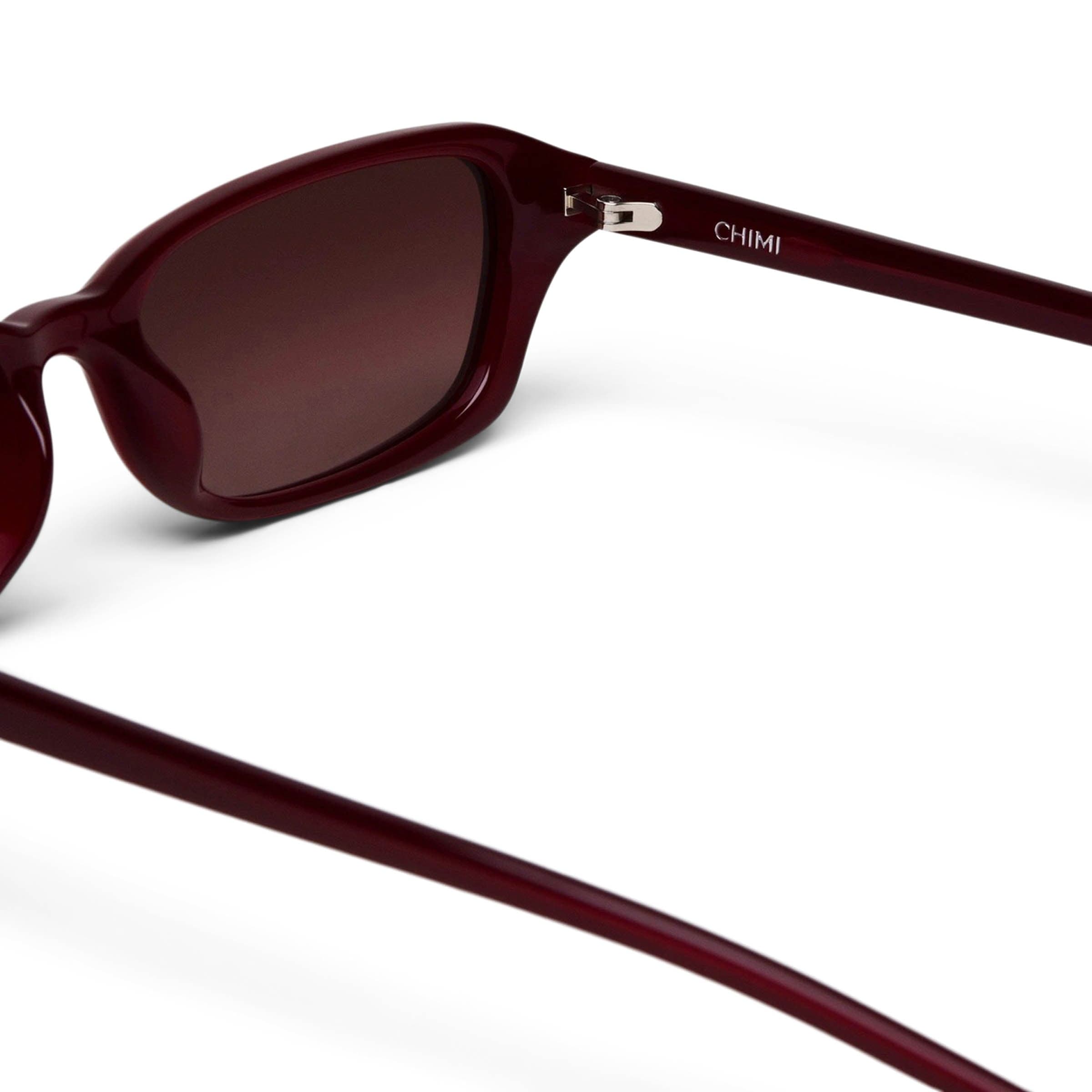 Chimi Eyewear DARK RED / O/S IRIS DARK RED