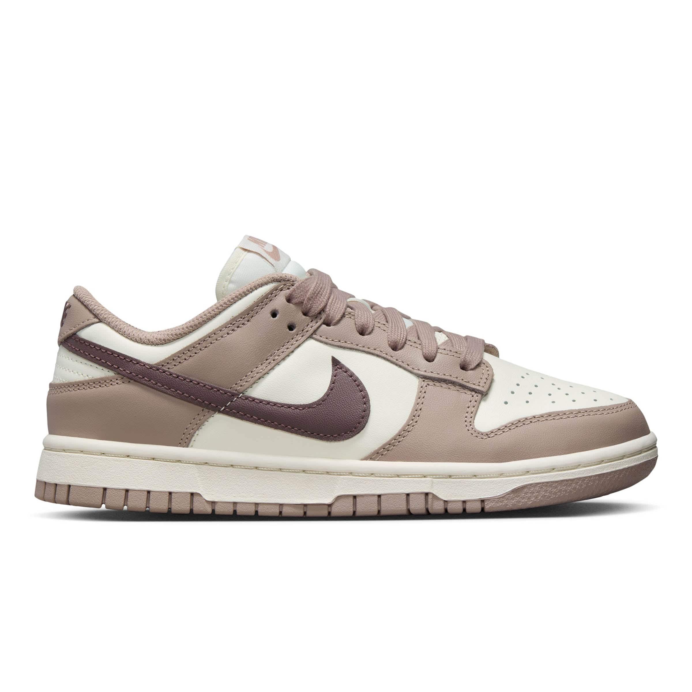 Nike Sneakers WOMEN'S DUNK LOW