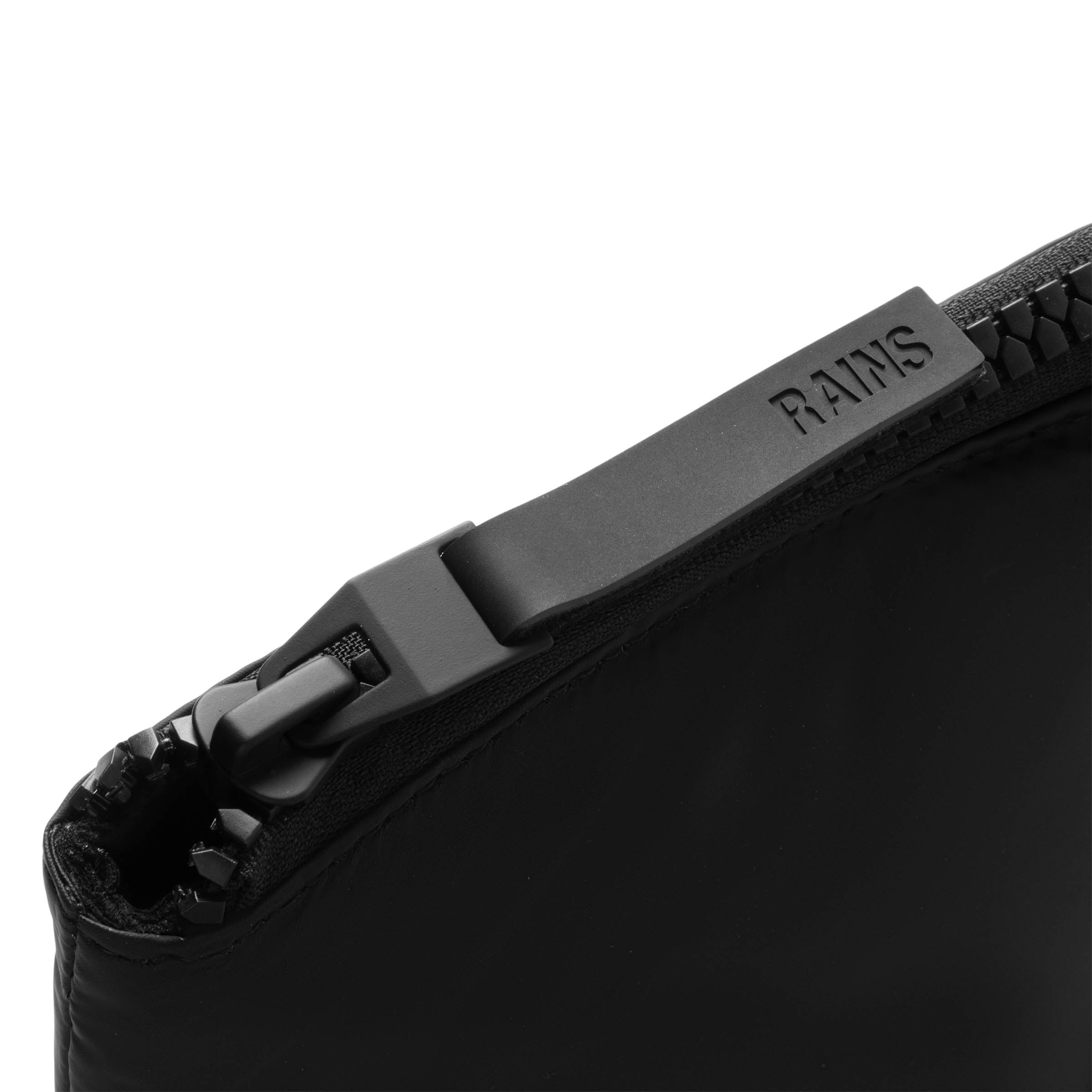 RAINS Odds & Ends 01 BLACK / O/S NYSSA PUFFER LAPTOP COVER