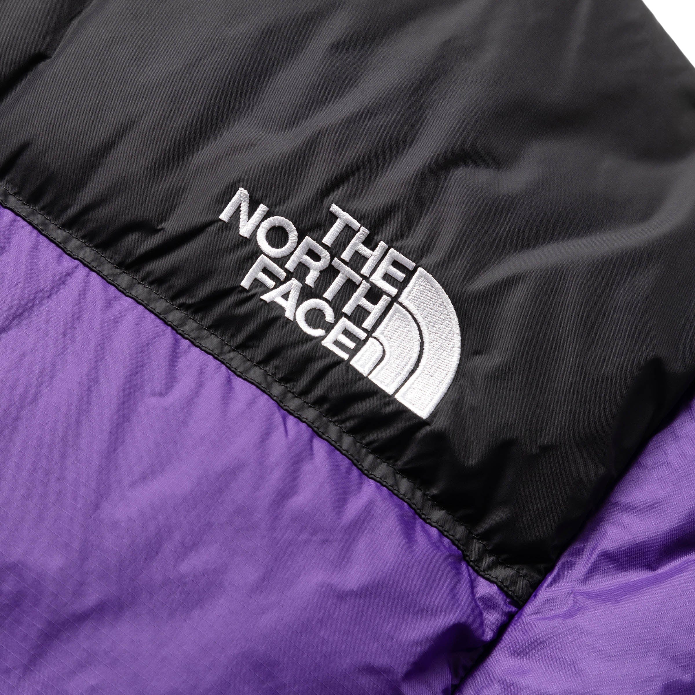 The North Face Outerwear WOMEN'S 1996 RETRO NUPTSE JACKET