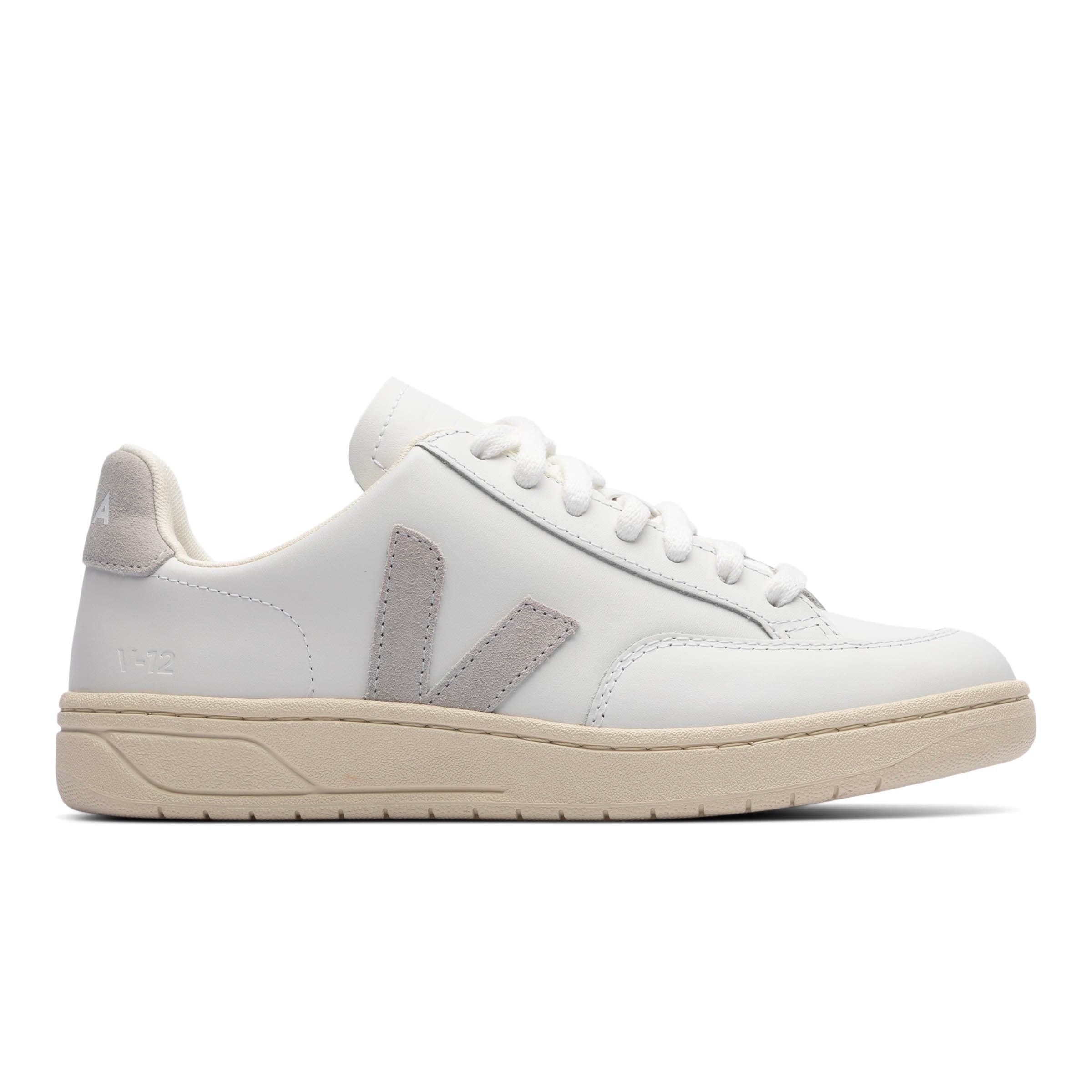 VEJA Sneakers WOMEN'S V-12