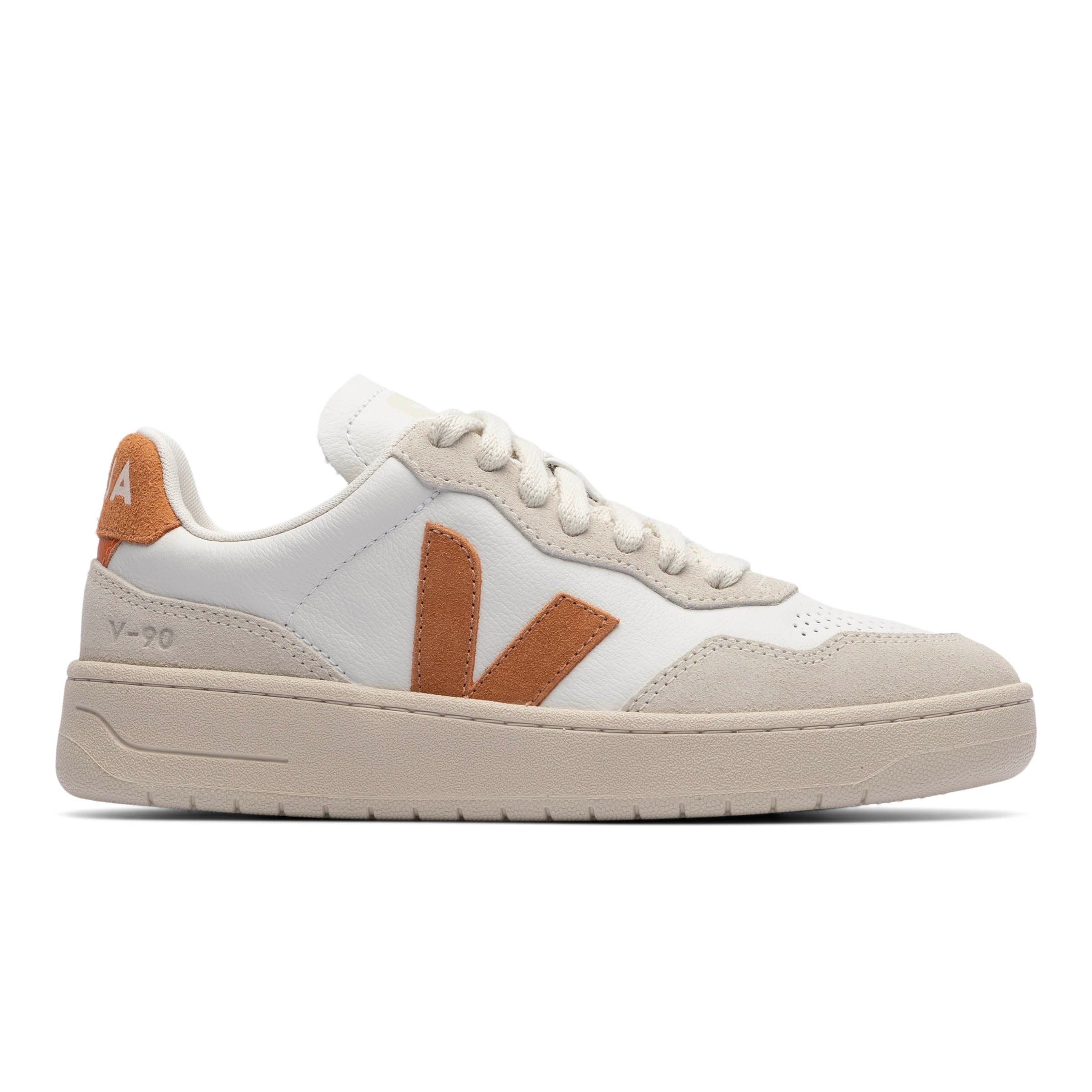 VEJA Sneakers WOMEN'S V-90